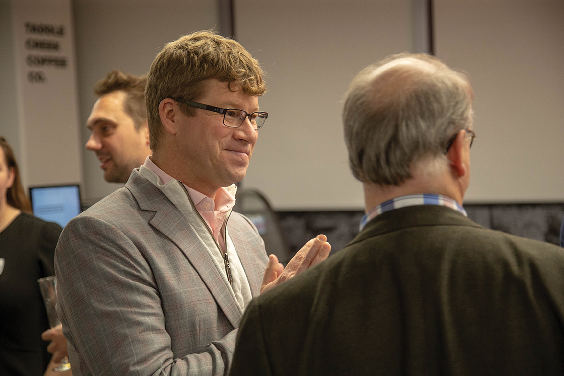 David Jackson, BCom’91, at Queen’s Venture Network’s UPstart Venture Challenge in Toronto, Dec 4. Jackson was a member of the jury. 